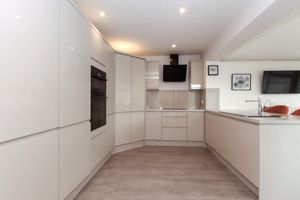 Photo 16- click for photo gallery